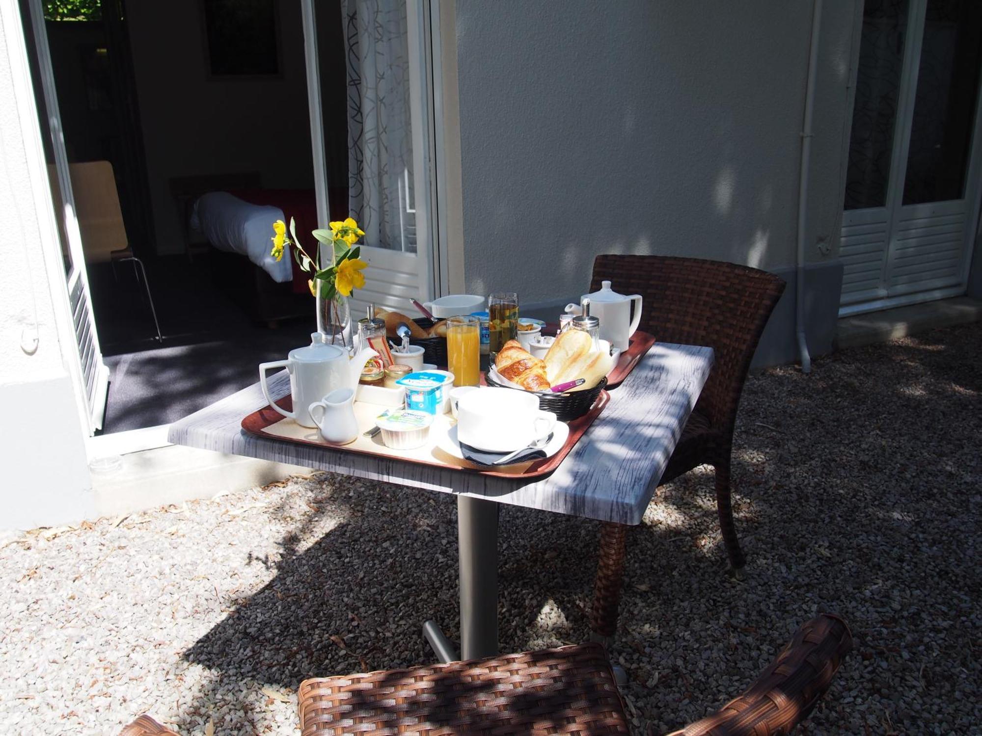 Hotel Du Croise Marcq-en-Baroeul Zimmer foto