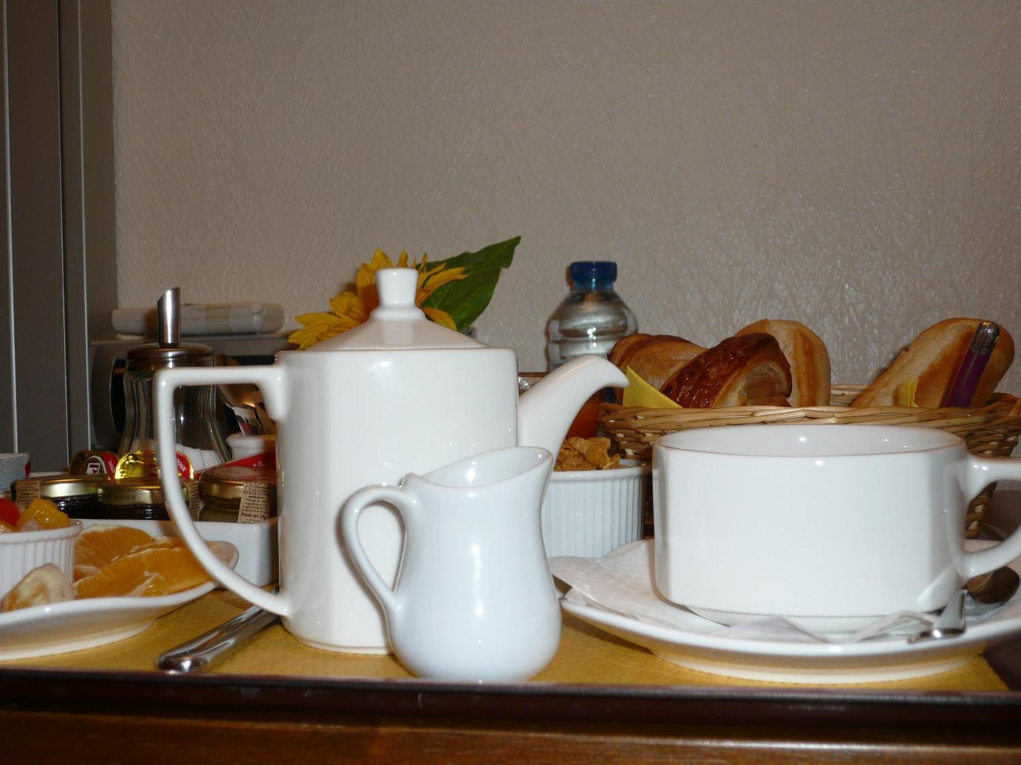 Hotel Du Croise Marcq-en-Baroeul Zimmer foto